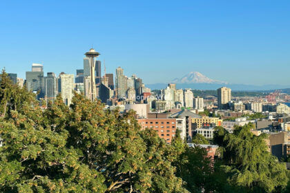 seattle skyline view of the space needle and mount rainier